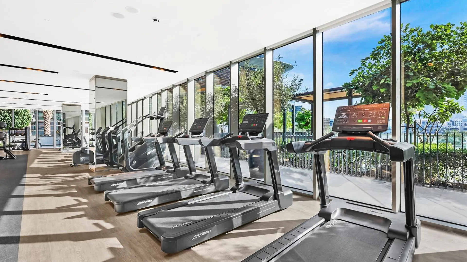First Class 1Br Charming City View Dubaj Apartman