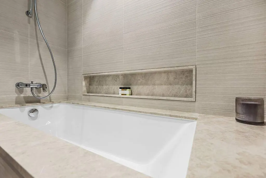First Class 1Br Charming City View Dubai United Arab Emirates
