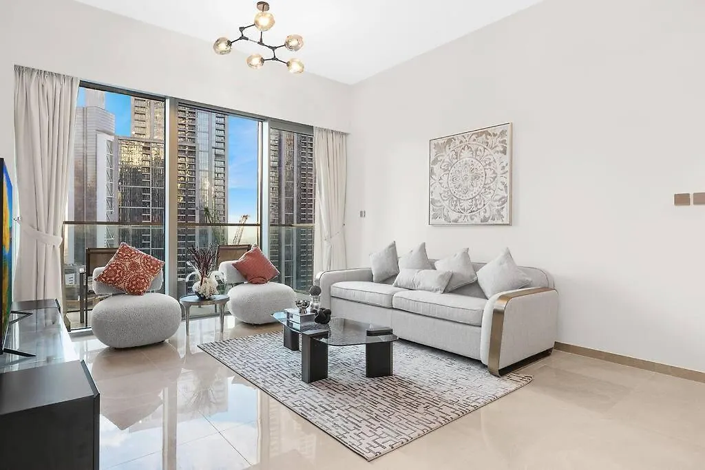 First Class 1Br Charming City View Dubai Apartment